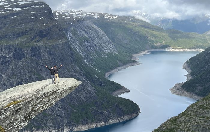 sameer_rachel_trolltunga